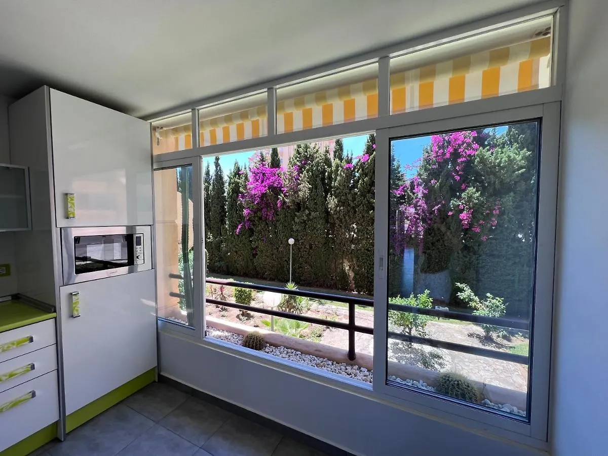 Amplio, Moderno Apartamento 3 Habitaciones Benalmadena Spain