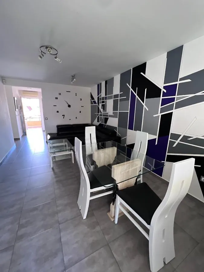 Amplio, Moderno Apartamento 3 Habitaciones Benalmadena 0*,  Spain